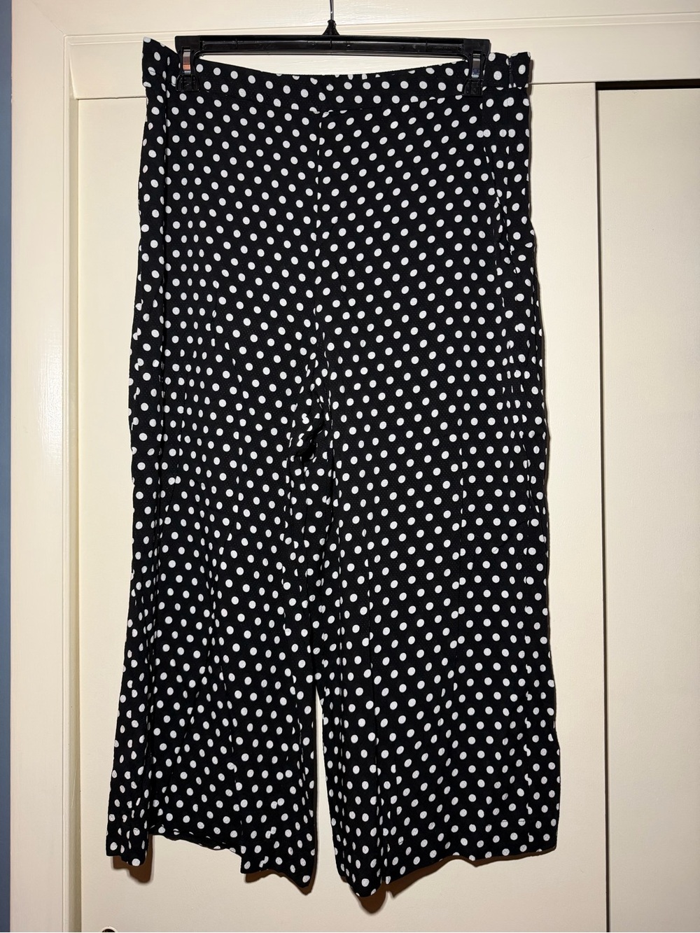 Michael Kors Black and White Polka Dot Wide-Leg Crop Pants Size 16